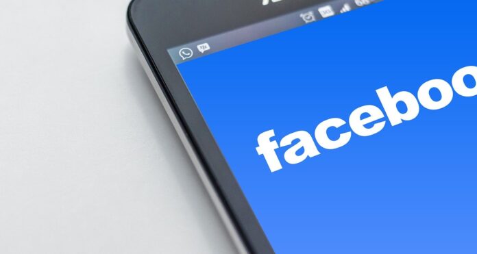 04-02-20-FACEBOOK-CELULAR